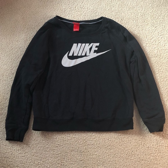 Nike Sweaters - Nike black crewneck